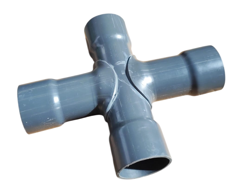 CRUZ FABRICADA EN PVC CEDULA 80 6 PULGADAS